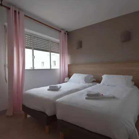 Hotell Hotel Beau Rivage