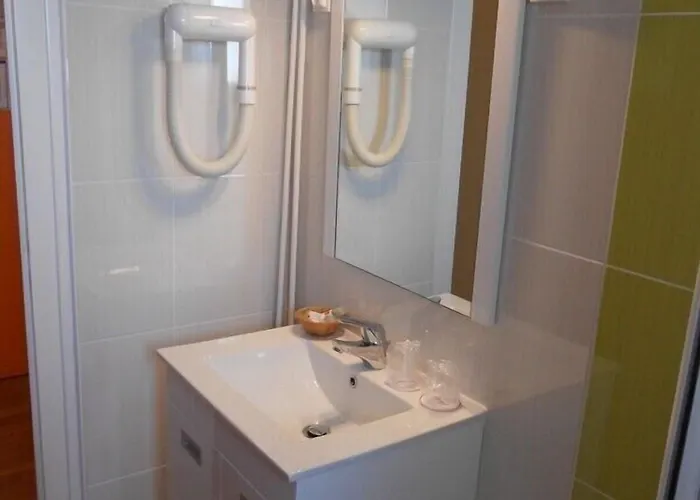 Hotell Hotel Beau Rivage