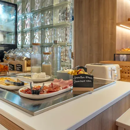 Hotel Kyriad - Royan Plage Royan
