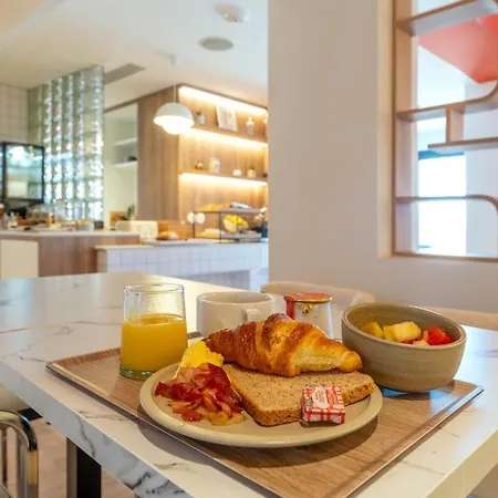 Hotel Kyriad - Royan Plage